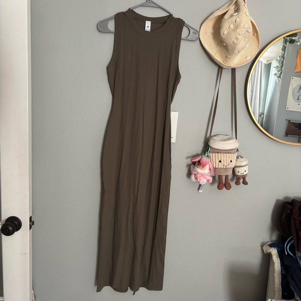 All Aligned Ribbed Midi Dress